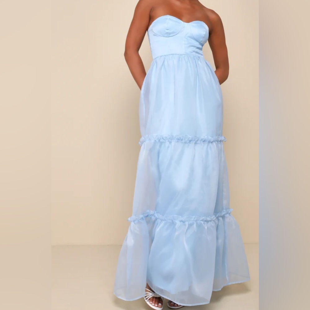 Elegant Blue strapless dress